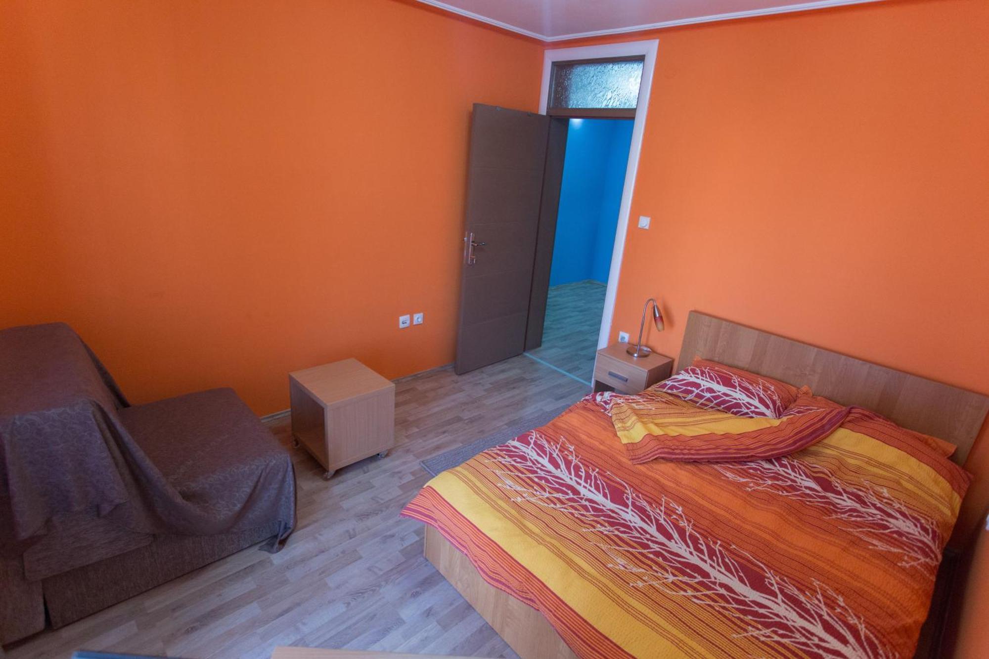 Hostel Day 'N' Night Nis Room photo